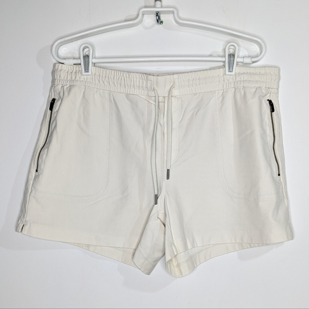 ✨3/$15 Athleta white exercise workout shorts 14